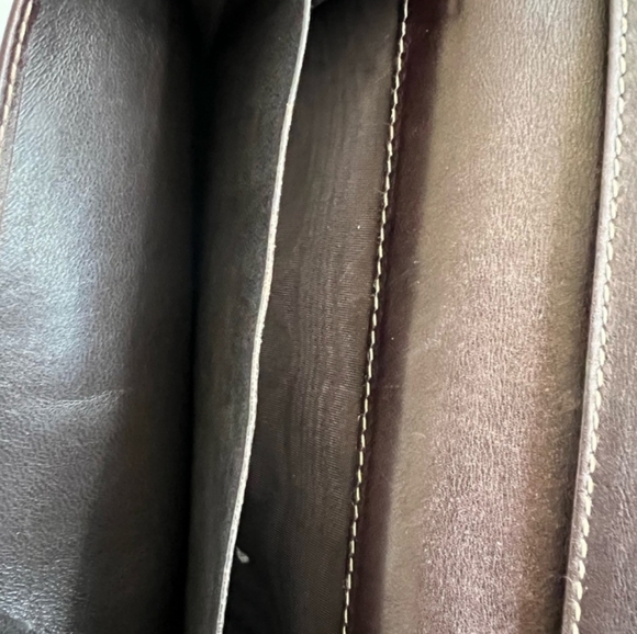 🤎GUCCI BRITT CONTINENTAL MONOGRAM CANVAS WALLET - Picture 10 of 16